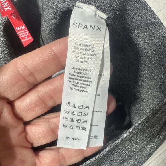Spanx Gray Ultra Soft Stretch Leggings Size Medium - Picture 10 of 12